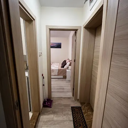 Hotel луксозен двустаен апартамент лермонтов 48 Burgas